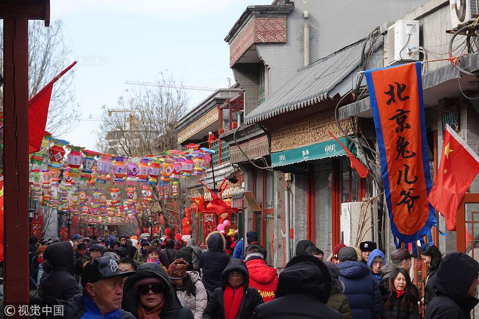 长沙站街在哪个广场%让交壤,长沙车站南路哪里有小巷子