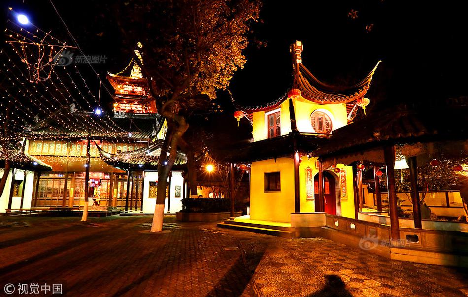 去酒店住怎么叫服务,在宾馆怎么叫服务