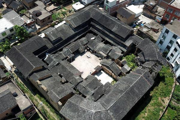 包头张家营子特色服务、花天酒地,包头张家营子要拆房吗