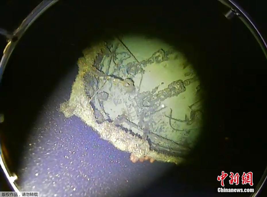 泰州海陵区哪里有站小巷的·…:浑浑噩噩,泰州海陵区好玩的地方